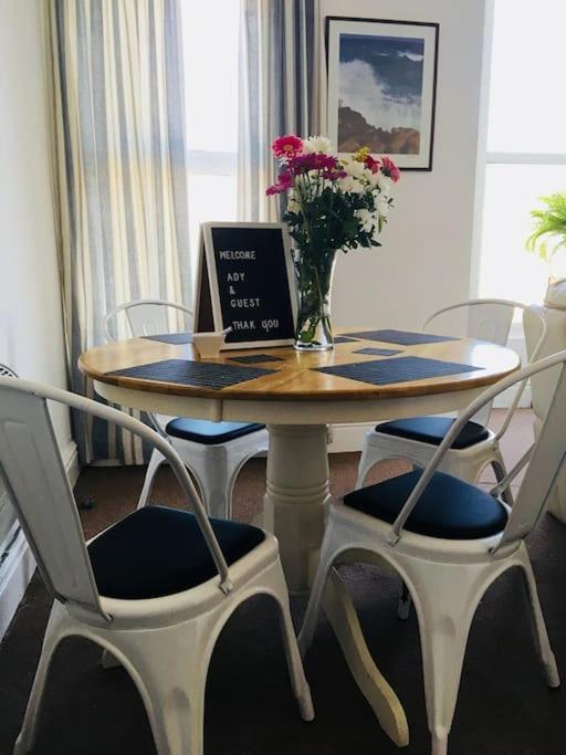 Hillcrest Cottage, Comfy Flat, Trendy Uplands Area 스완지 외부 사진